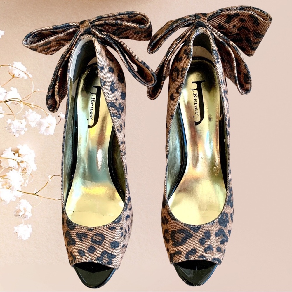 J RENEE PEEK-A-BOO HEELS - Picture 3 of 5